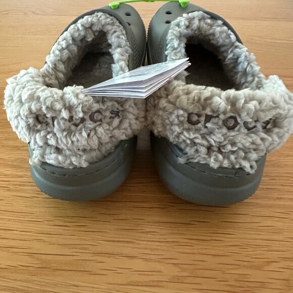 NWT Crocs Classic Fleece Lined Clog W10 / M8 - Dusty Olive - Picture 3 of 7